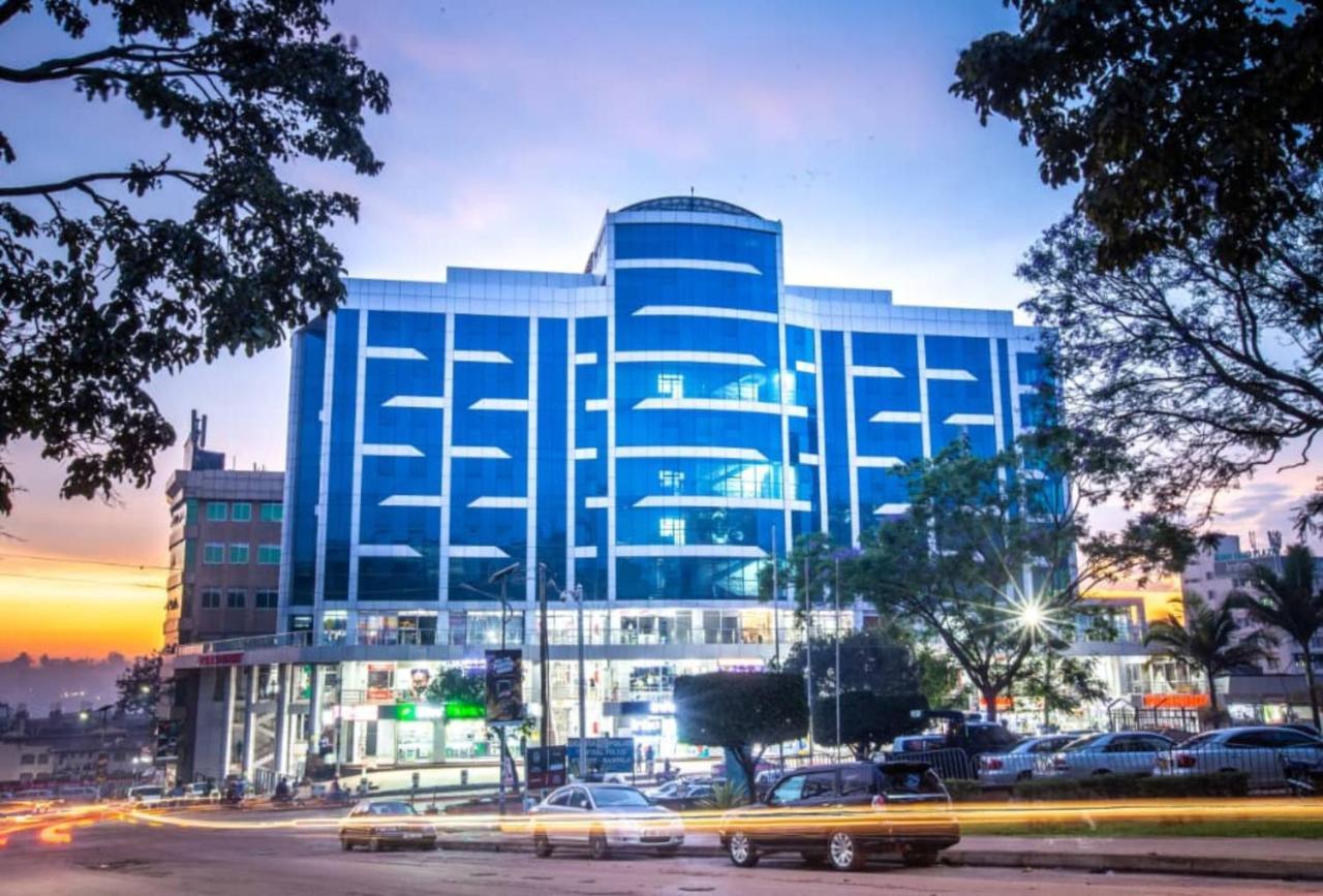 Koki Hotel Кампала Экстерьер фото