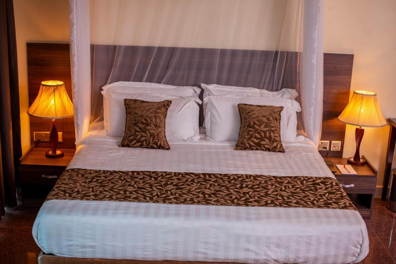 Koki Hotel Кампала Экстерьер фото
