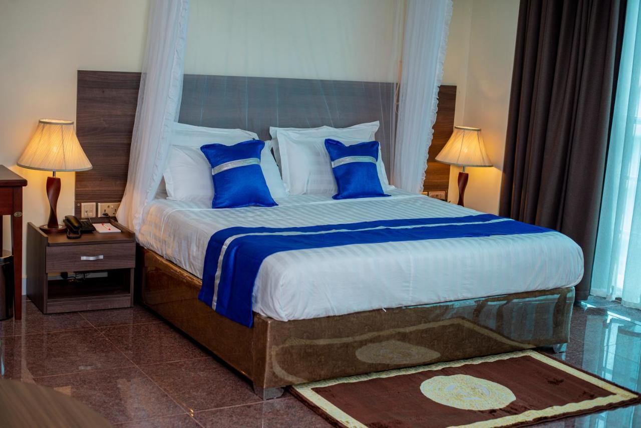 Koki Hotel Кампала Экстерьер фото