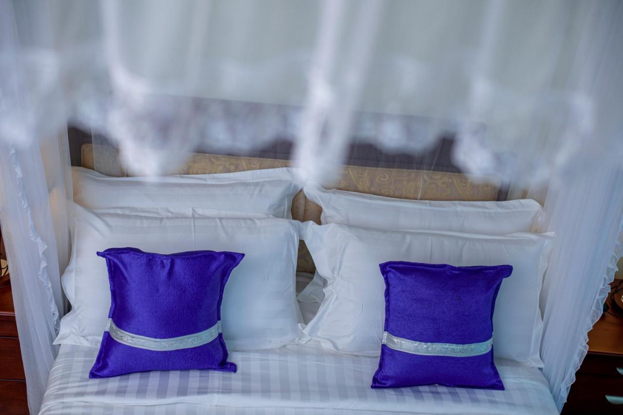 Koki Hotel Кампала Экстерьер фото