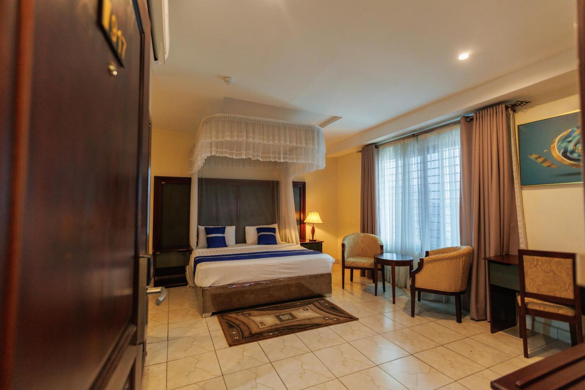 Koki Hotel Кампала Экстерьер фото