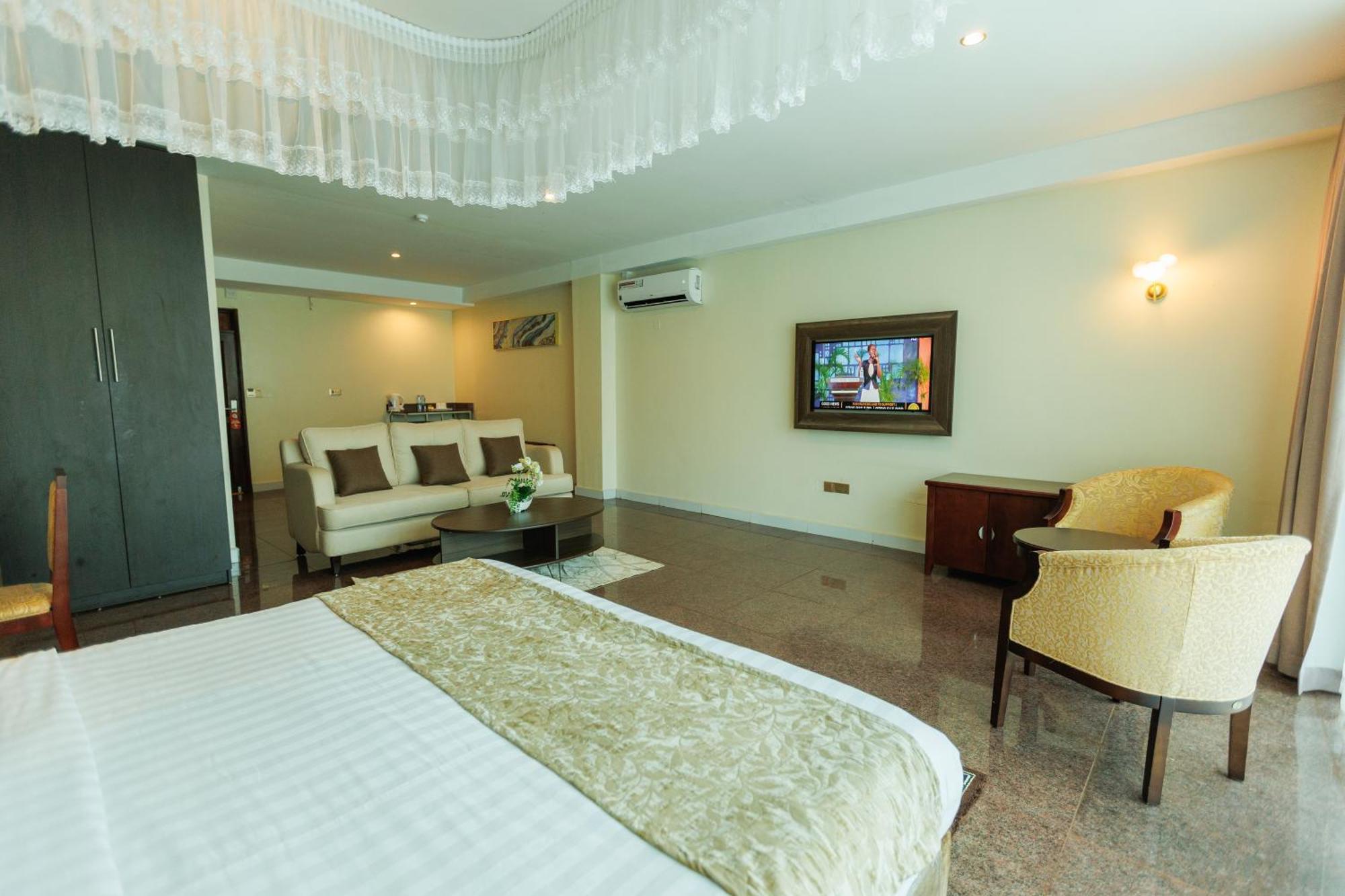 Koki Hotel Кампала Экстерьер фото