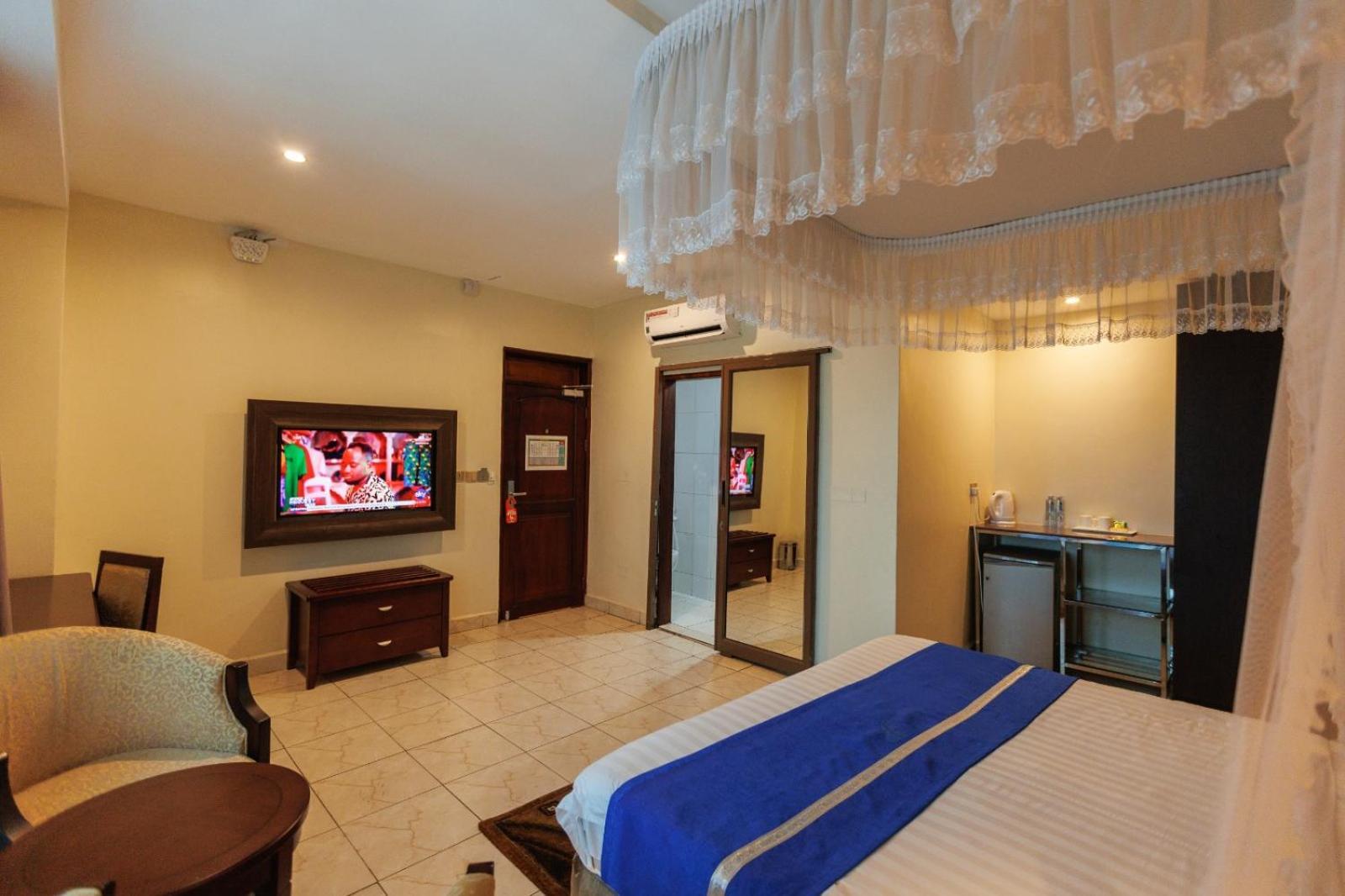 Koki Hotel Кампала Экстерьер фото