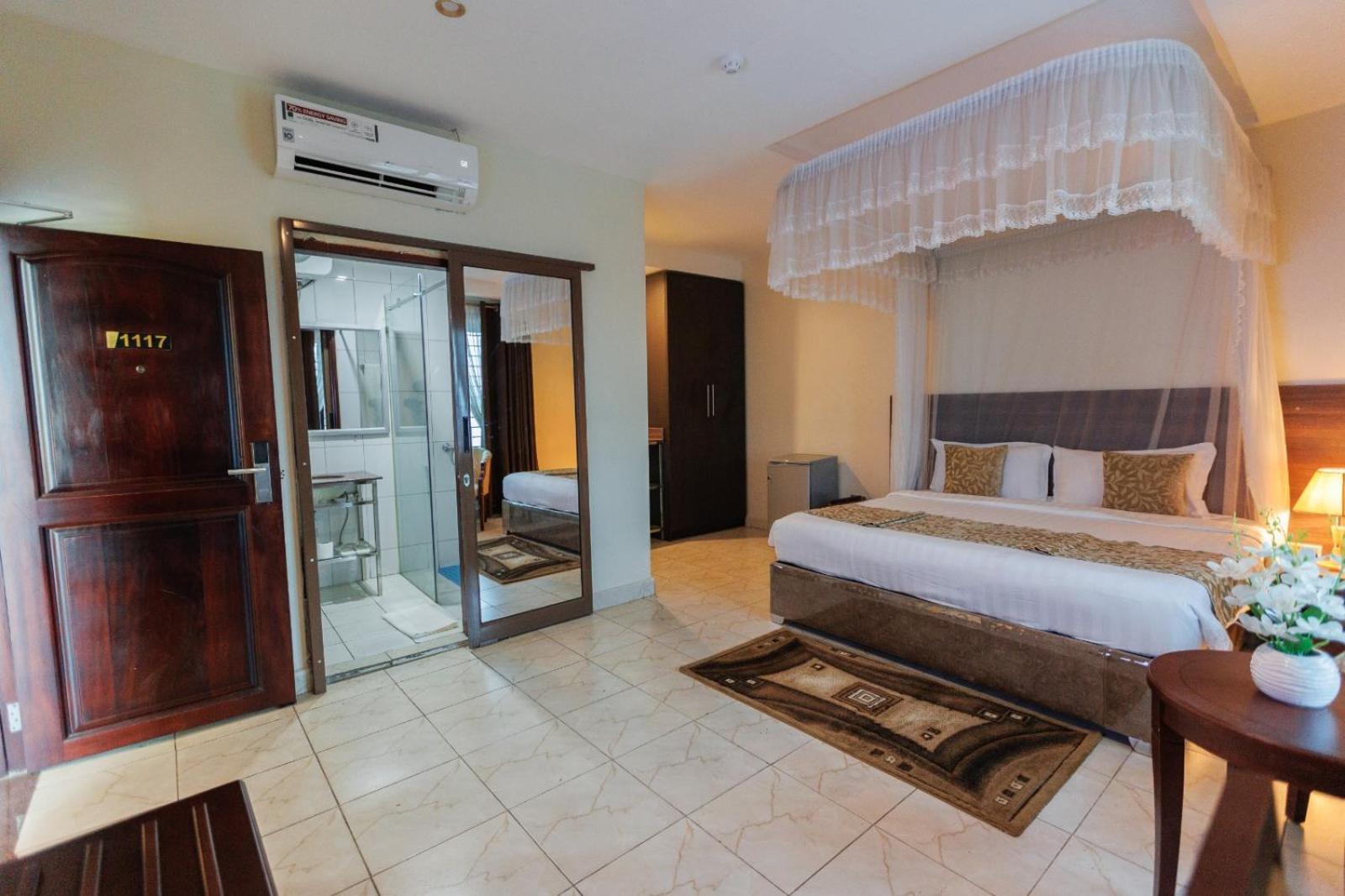 Koki Hotel Кампала Экстерьер фото