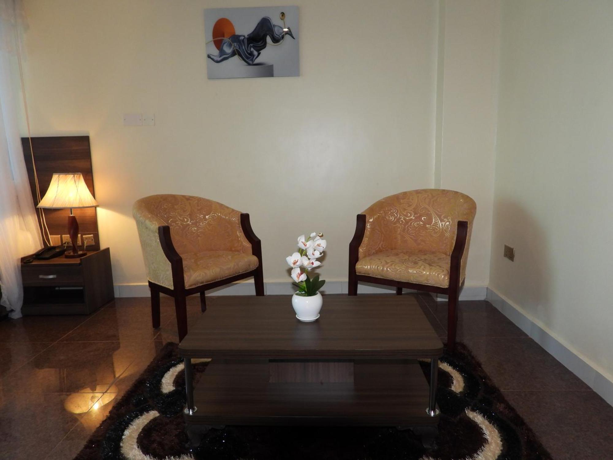 Koki Hotel Кампала Экстерьер фото