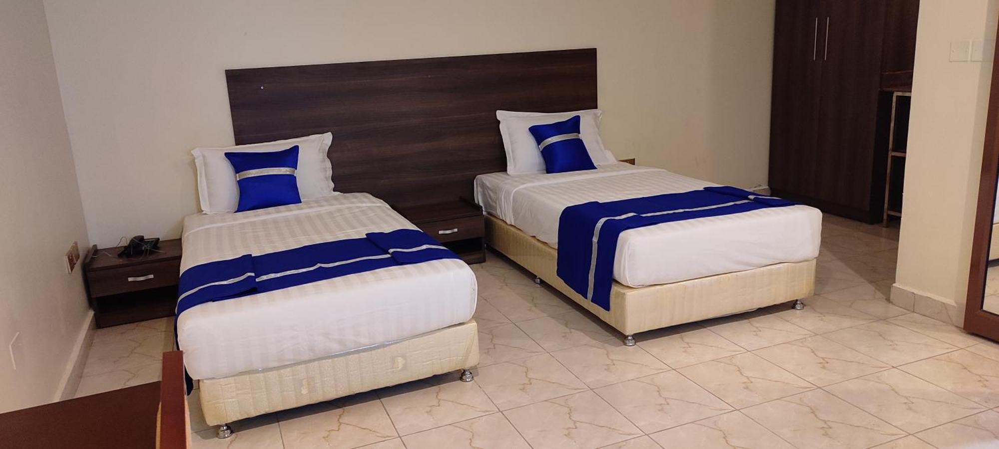 Koki Hotel Кампала Экстерьер фото