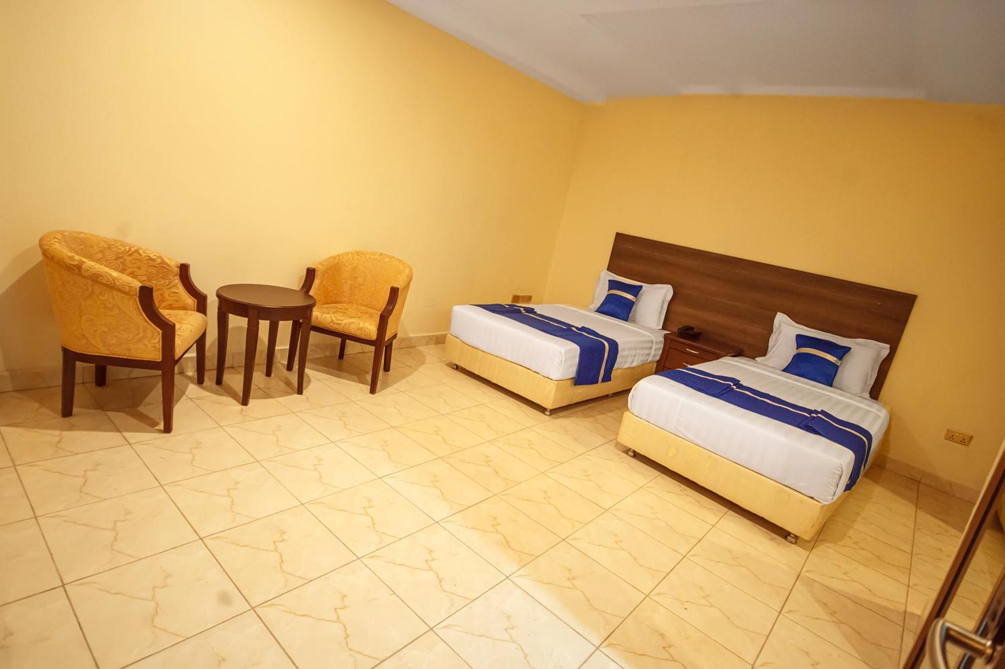 Koki Hotel Кампала Номер фото